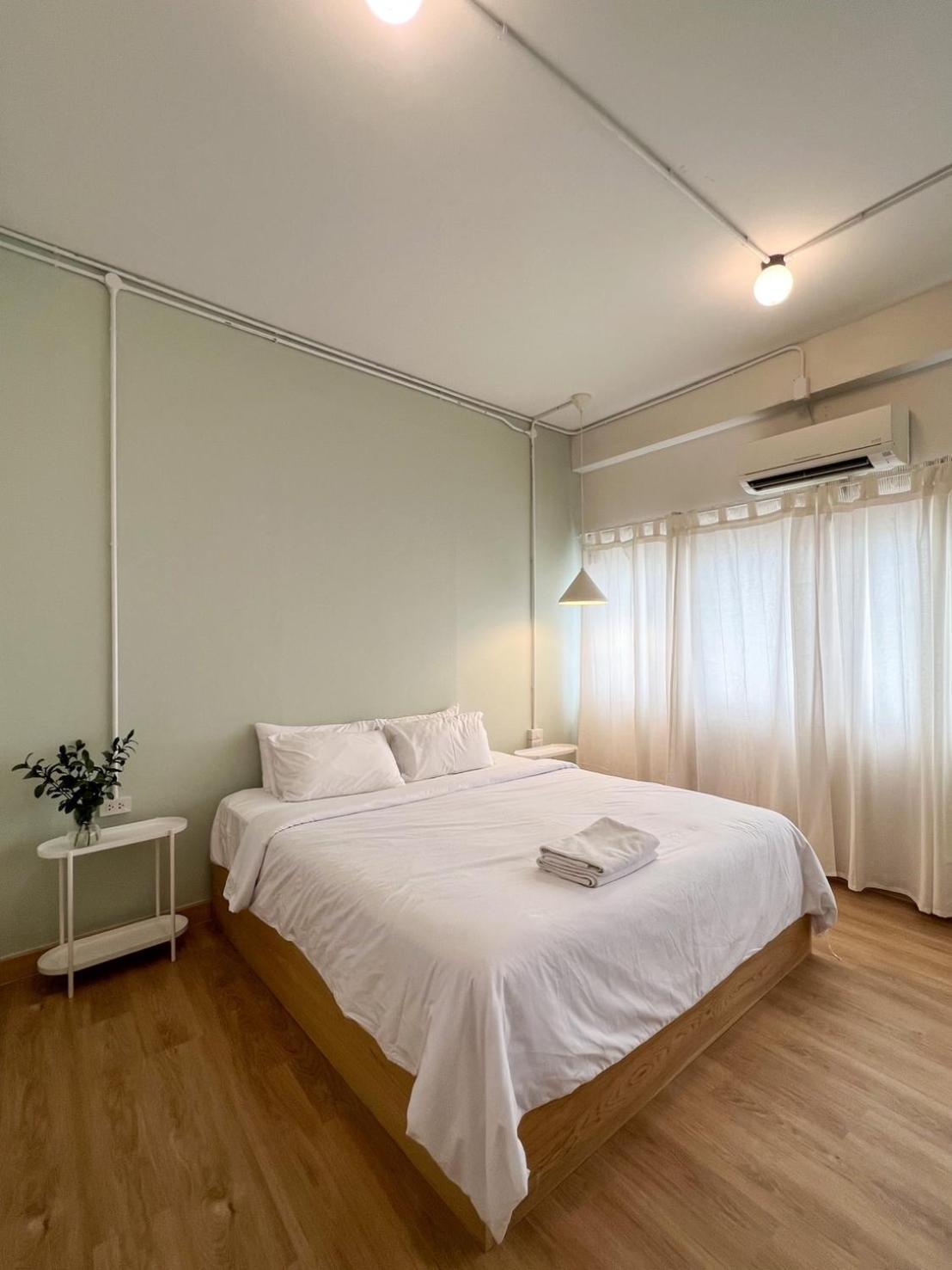 La Moon House Hotel Salaya Luaran gambar