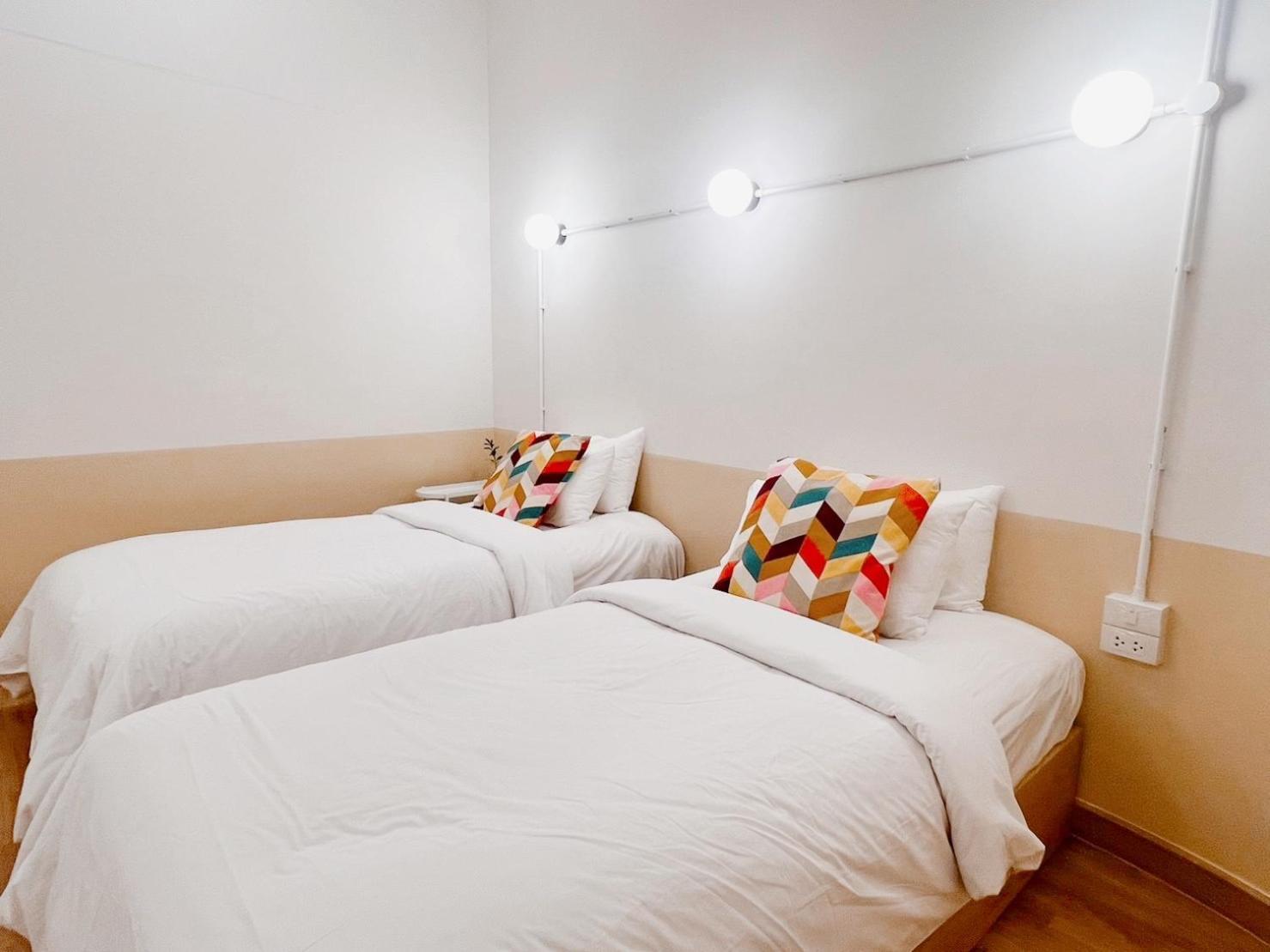 La Moon House Hotel Salaya Luaran gambar