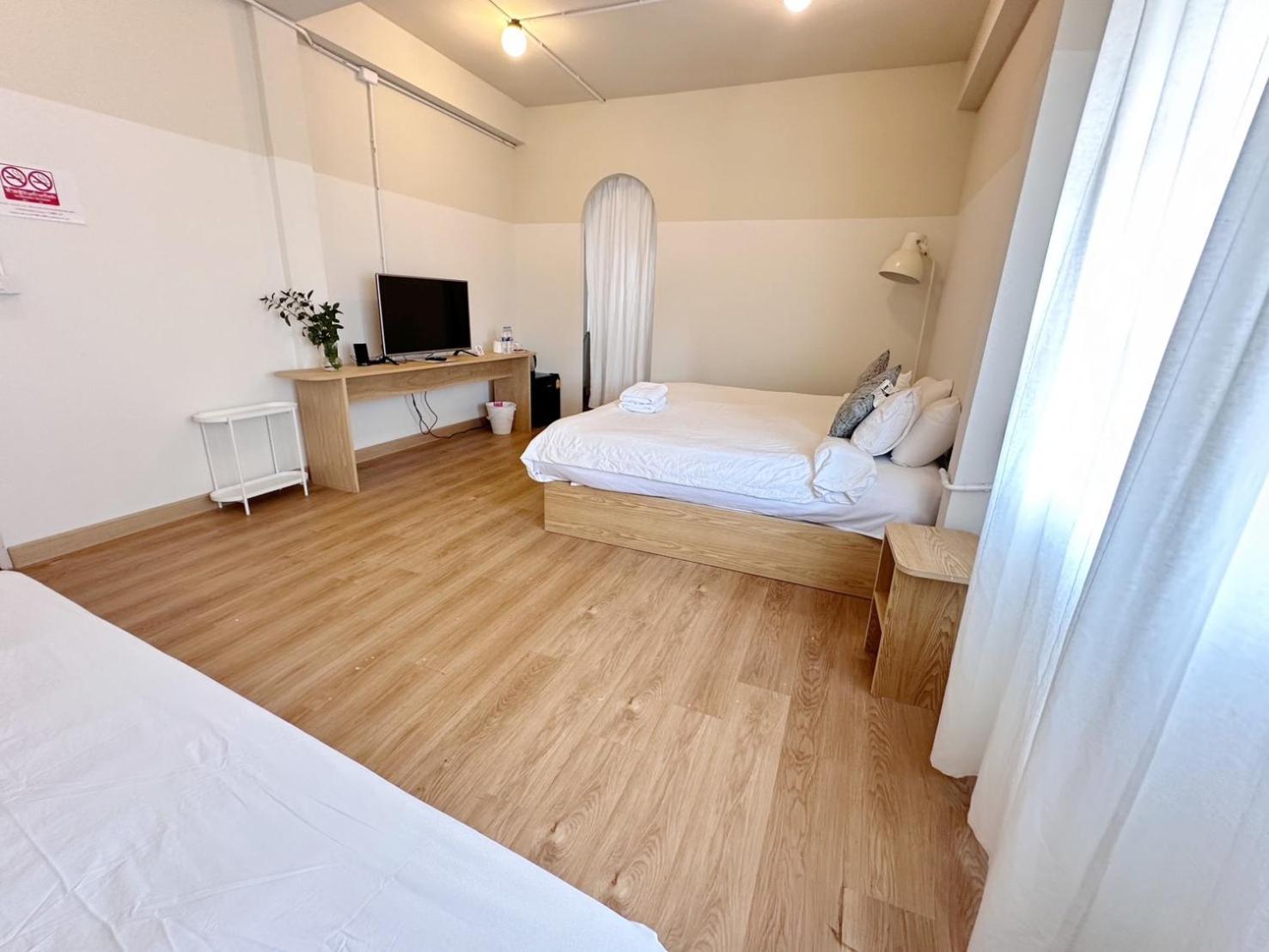La Moon House Hotel Salaya Luaran gambar
