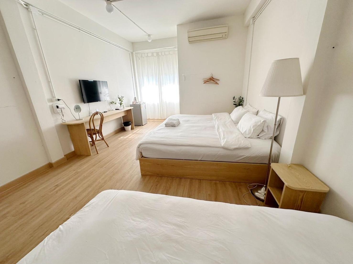 La Moon House Hotel Salaya Luaran gambar