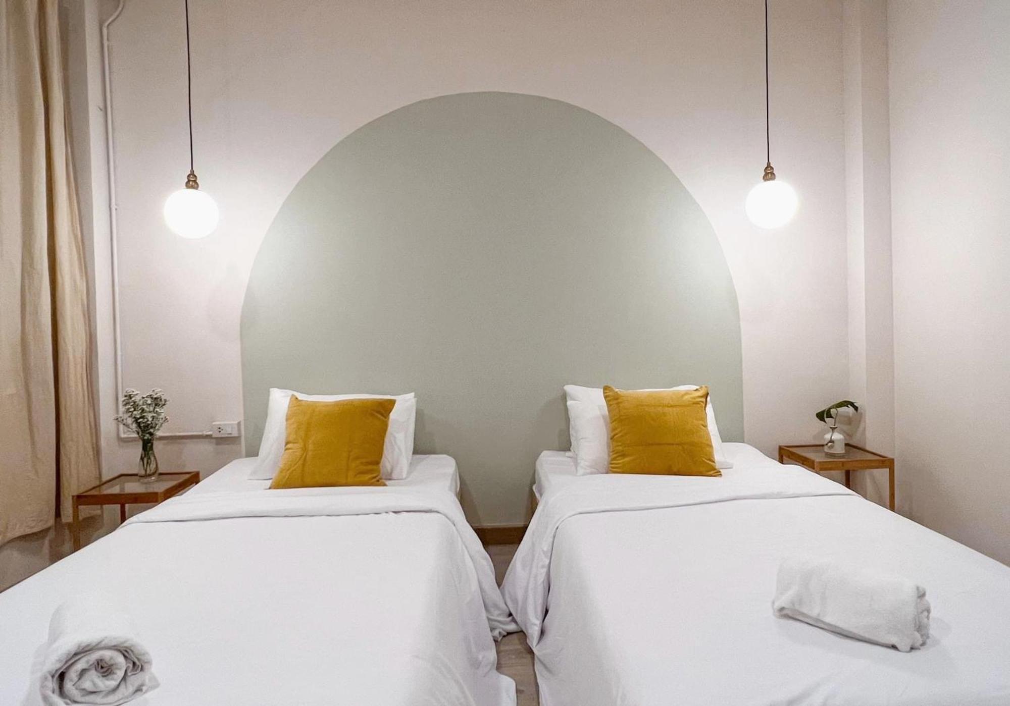 La Moon House Hotel Salaya Luaran gambar