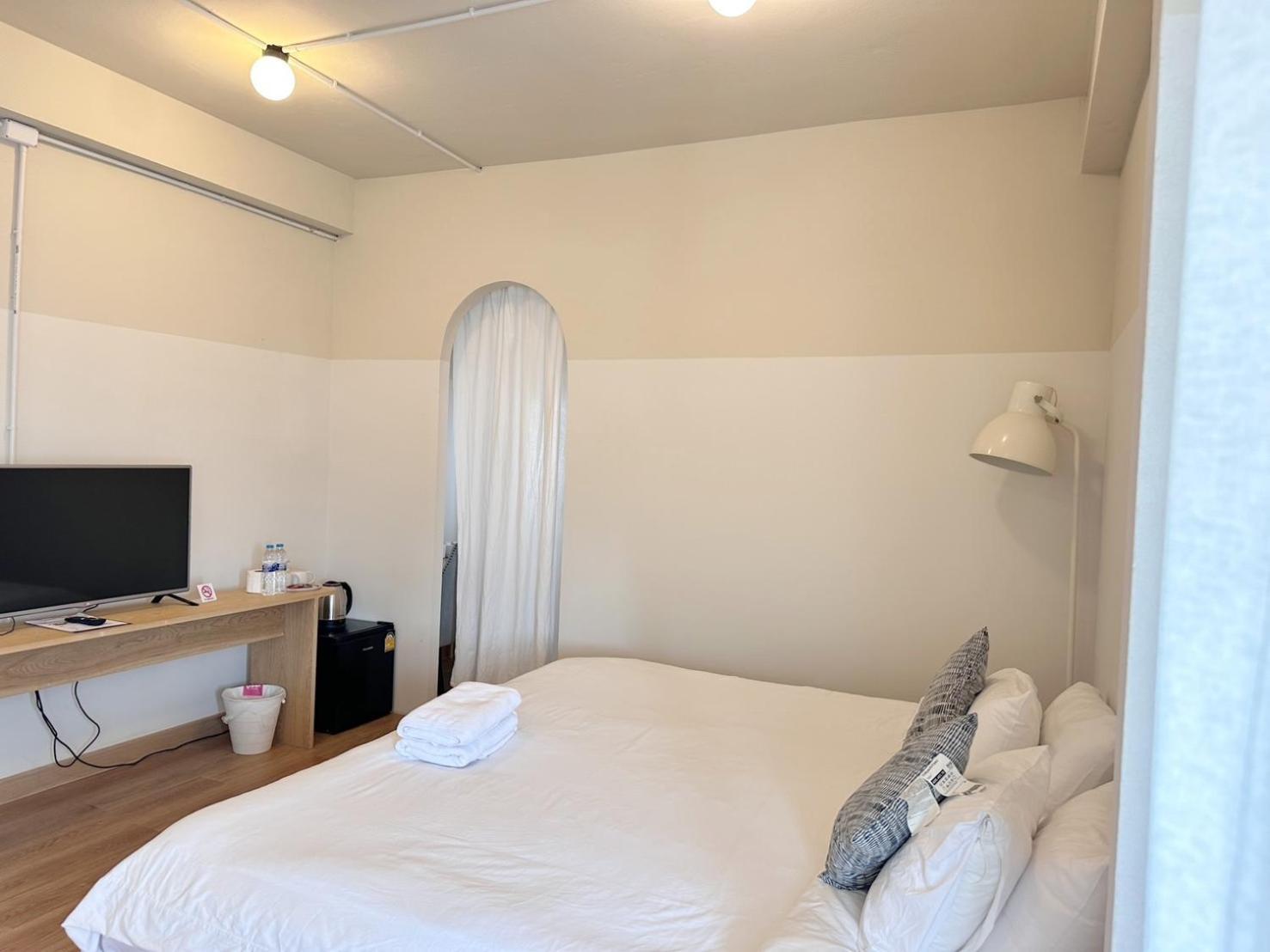 La Moon House Hotel Salaya Luaran gambar