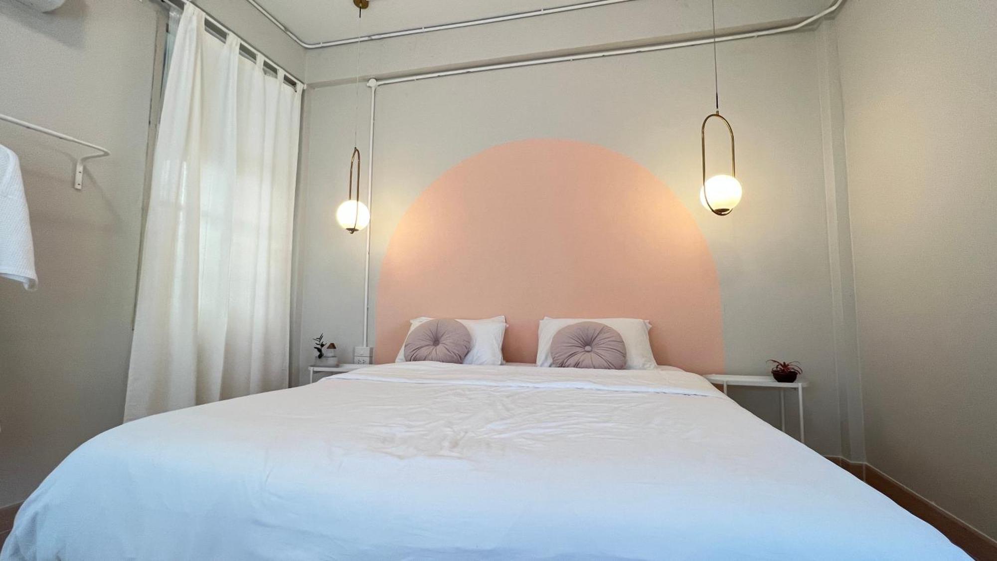 La Moon House Hotel Salaya Luaran gambar