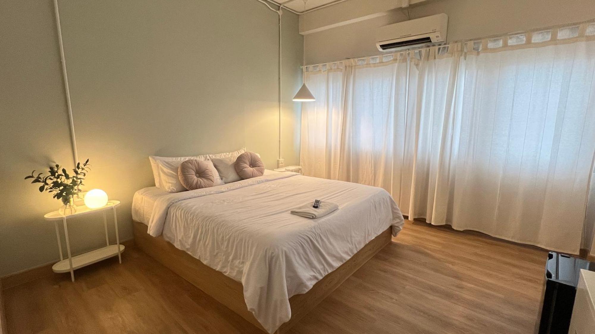 La Moon House Hotel Salaya Luaran gambar